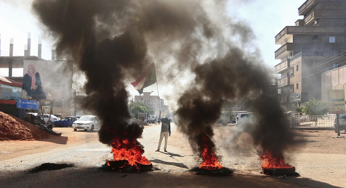 دراسة أمريكية جديدة : مستقبل العسكري الحكم في مصر والسودان وليبيا والجزائر