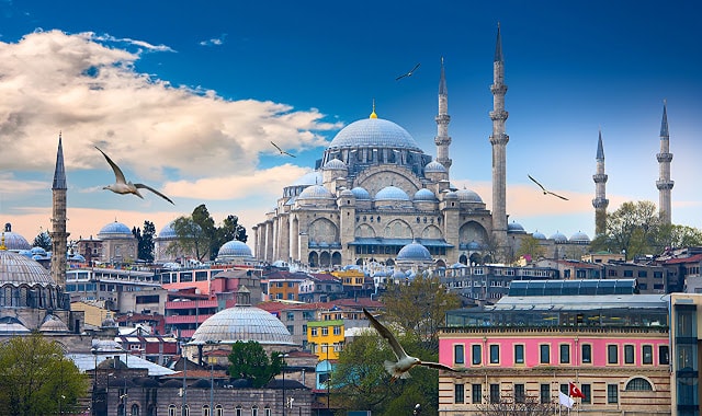مجلة السفر والترفيه الأمريكية تختار إسطنبول أفضل مدينة أوروبية خلال 2021