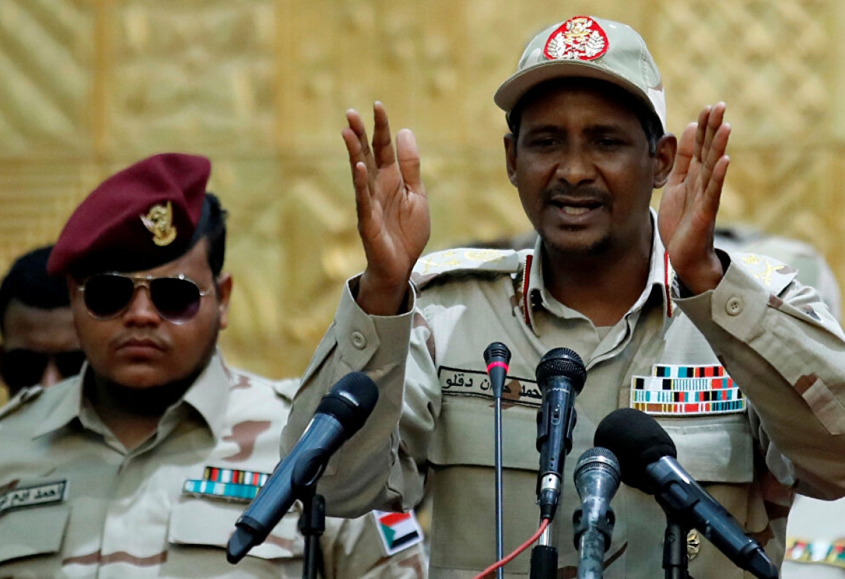 فيسبوك يفكك شبكة الدعاية لعسكر السودان.. تدار من السعودية والإمارات؟