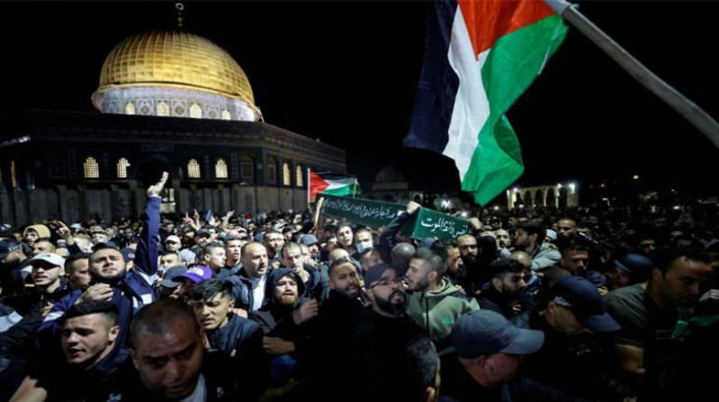 نضال محمد وتد يكتب: المعركة على القدس مستمرة