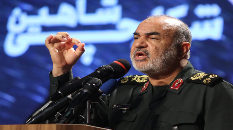 قائد الحرس الثوري الإيراني: سيتم توفير الأسلحة للفلسطينيين والنصر لهم