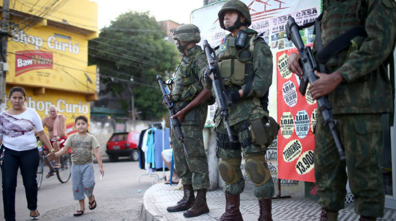 الجيش البرازيلي يقرر تأجيل شراء معدات عسكرية من دولة الاحتلال الإسرائيلي