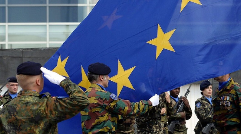 تطور جديد.. بعض دول الاتحاد الأوروبي تدرس إمكانية إرسال عسكريين إلى أوكرانيا