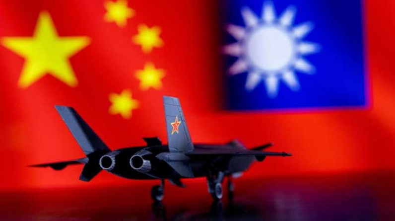 الصين تقول إنها نفذت “دورية استعداد” قتالي حول تايوان
