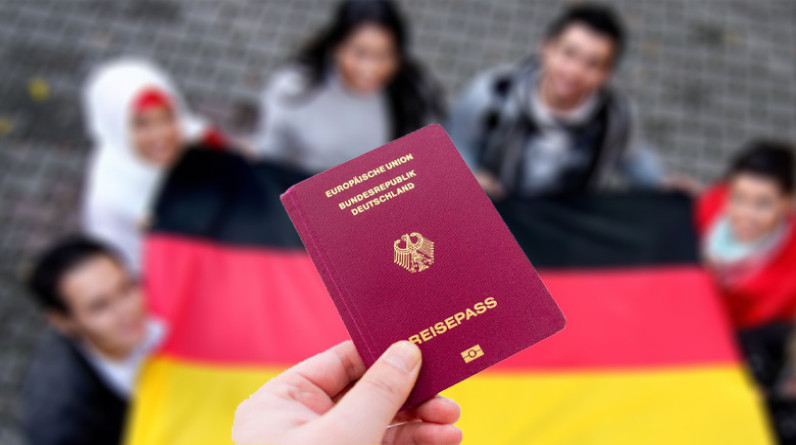 ألمانيا تدرس إضافة أسئلة للراغبين في الحصول على الجنسية عن إسرائيل