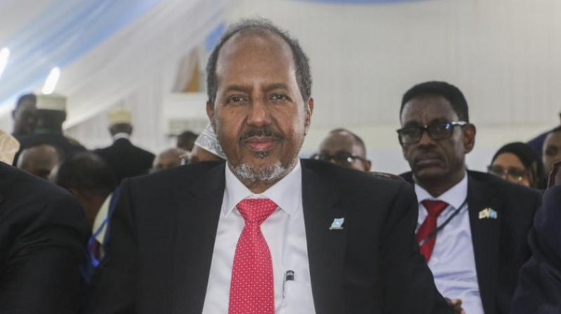 رئيس الصومال الجديد يُشيد بعودة الوجود العسكري الأميركي