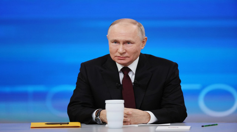 بوتين: روسيا مستعدة لإنهاء الصراع في أوكرانيا سلميا