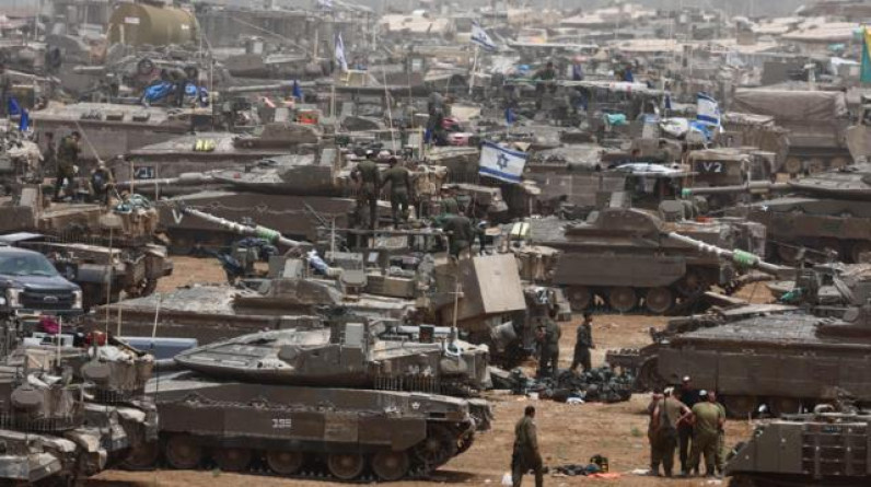 رئيس وزراء إسرائيلي سابق يضع تصور لنهاية الحرب على غزة (مترجم)