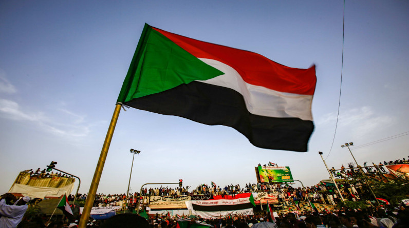حامد التجاني يكتب: نحو مشروع وطني لبناء دولة مدنية ديمقراطية في السودان