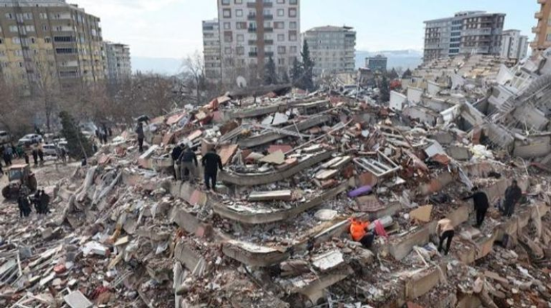 بعد انهيار المباني في زلزال تركيا.. إجراء صارم من الحكومة