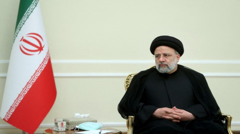 رئيس إيران: سلطان عمان أبلغنا برغبة مصر في استعادة العلاقات ورحبنا
