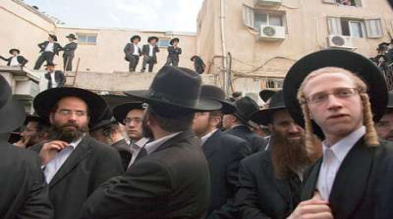 صحيفة بريطانية: ارتفاع أعداد الحوادث ضد اليهود بسبب الحرب على غزة