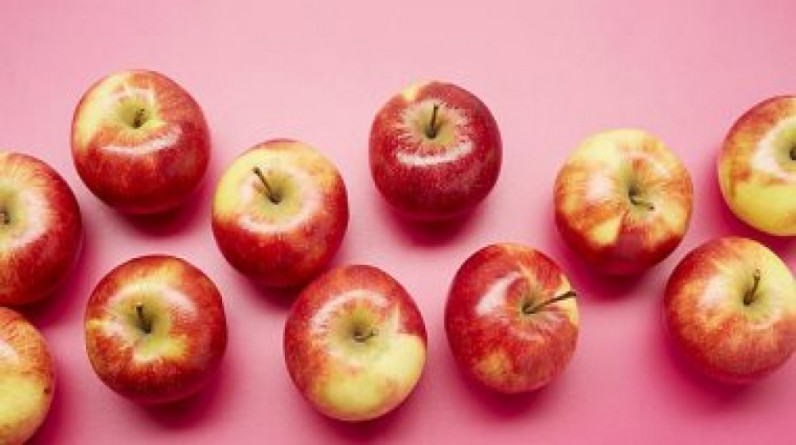 كم عدد السعرات الحرارية في التفاح؟
