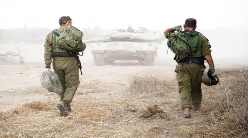 إعلامي إسرائيلي: حالة اضطراب بقسم المعلومات.. واستقالات جماعية في جيش الاحتلال
