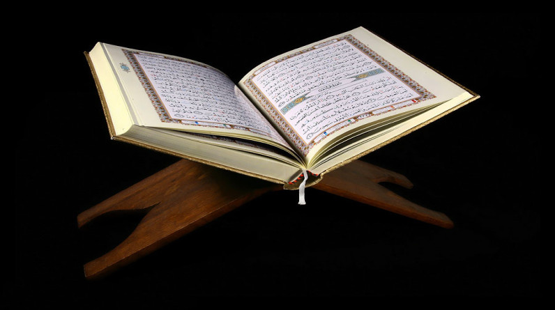 عبدالله عثمان يكتب: كيف يعالج القرآن مشاعرنا؟