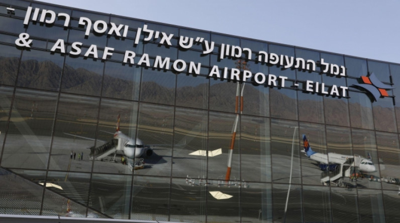 نائب أردني : يجب منع كل فلسطيني يستعمل مطار رامون من دخول الأردن
