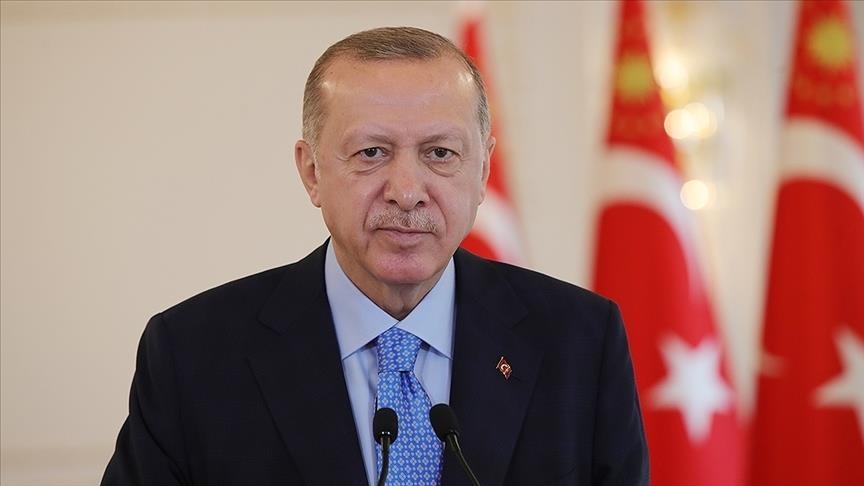 أردوغان يهنئ قيادات الجيش بنجاح اختتام مناورات "الوطن الأزرق"