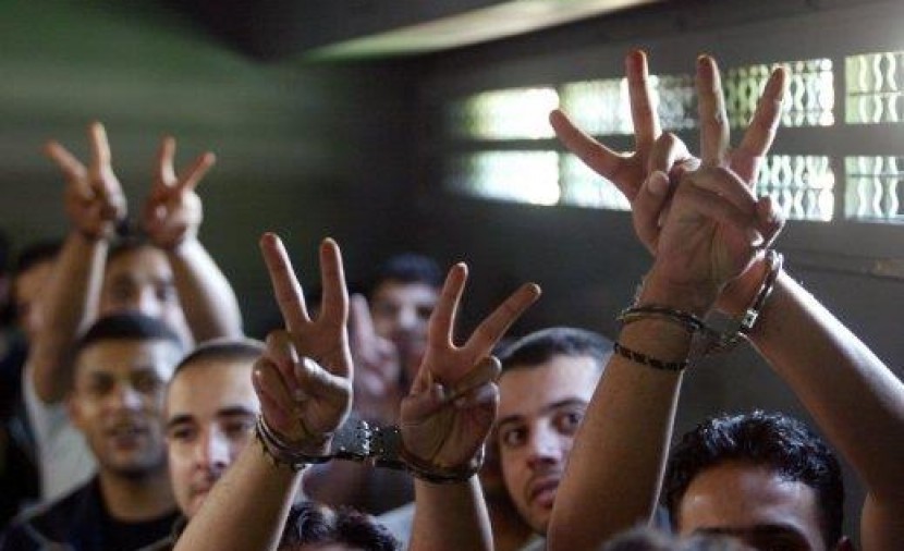 الهيئة القيادية لأسرى حماس: عشرات الأسرى يستعدون لخوض معركة الإضراب المفتوح عن الطعام