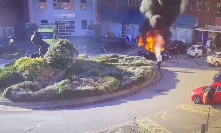 الشرطة البريطانية: انفجار السيارة في ليفربول “عمل إرهابي”