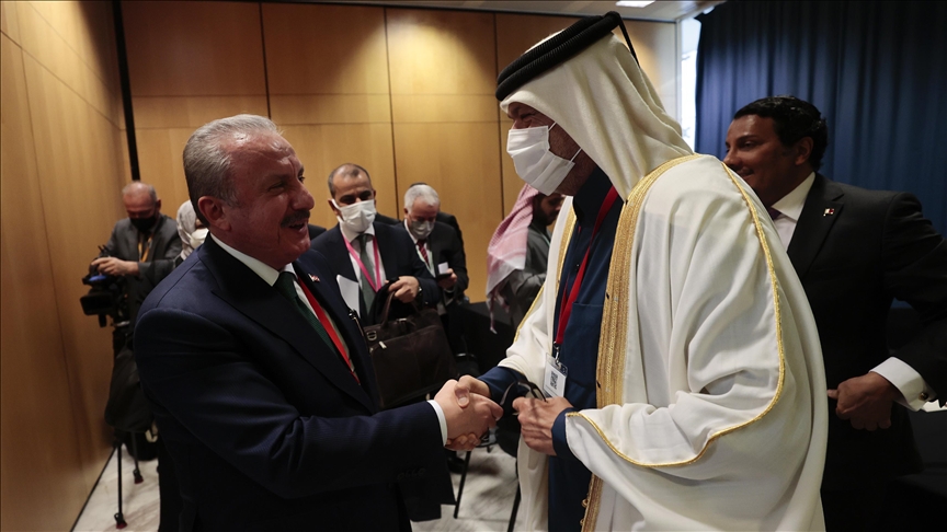 رئيس البرلمان التركي يلتقي رئيس مجلس الشورى القطري في مدريد