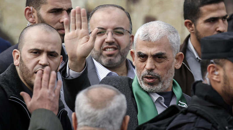 إعلام إسرائيلي: مصر وقطر والولايات المتحدة تتعامل على قاعدة أنّ حماس مستمرة في غزة