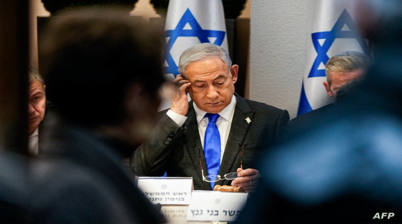 صحيفة عبرية: نتنياهو حاول تقليص الصلاحيات الممنوحة لـ"الوفد المفاوض"