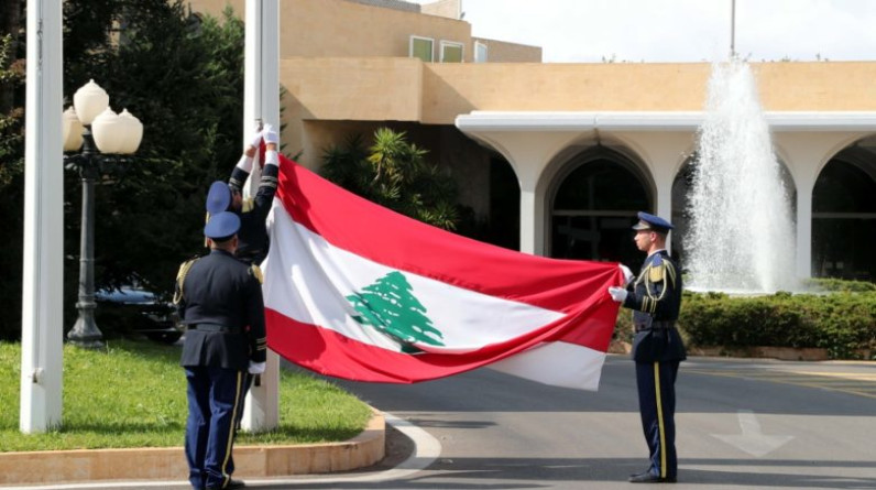 عمر محمد العرب يكتب:لبنان هل ينجح بالخروج من الوضع الشائك؟