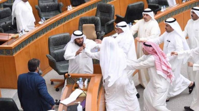 انتخابات "مجلس الأمة".. ما قصة "وثيقة القيم" المثيرة للجدل بالكويت؟