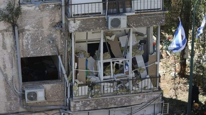 "القسام" تقصف تل أبيب  برشقة صاروخية كبيرة