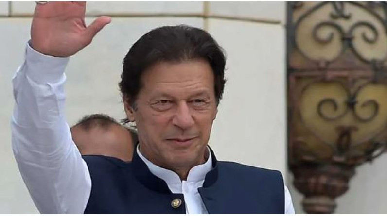 ألطاف موتي  يكتب: كيف انتصر حزب عمران خان في الانتخابات باستخدام الذكاء الاصطناعي ووسائل التواصل الاجتماعي