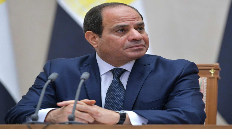 السيسي لـ المصريين: نعمل على تطوير كل القطاعات دون ضوضاء