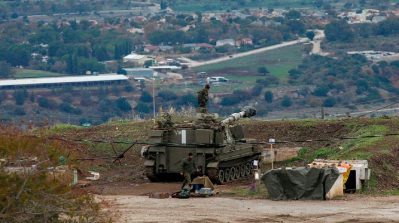 تقرير: عمليات نقل أسلحة وإعادة تموضع لقوات "حزب الله" في سورية