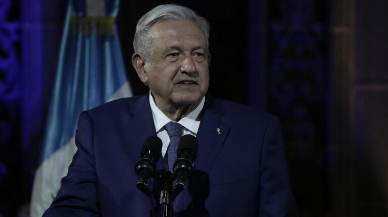 رئيس المكسيك: واشنطن ضخت 30 مليار للحرب في أوكرانيا