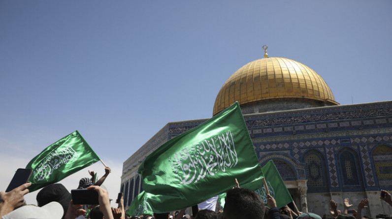 حماس: الدعوات لهدم قبة الصخرة لعب بالنار وتصعيد خطير