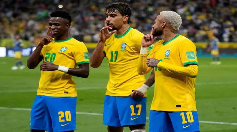 "الرقص مستمر".. ماذا قال لاعبو البرازيل بعد التأهل لربع نهائي المونديال؟
