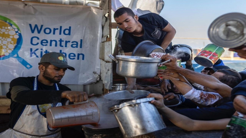 مصادر: مساعٍ أمريكية لتوسيع جهود المطبخ العالمي على حساب الأونروا بغزة