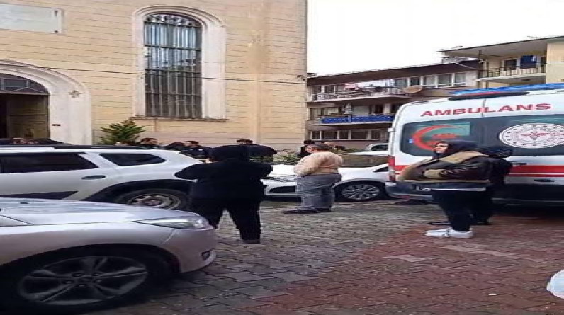 اللقطات الأولى من مكان الهجوم المسلح على كنيسة بمنطقة "صاري ير" بإسطنبول (فيديو)