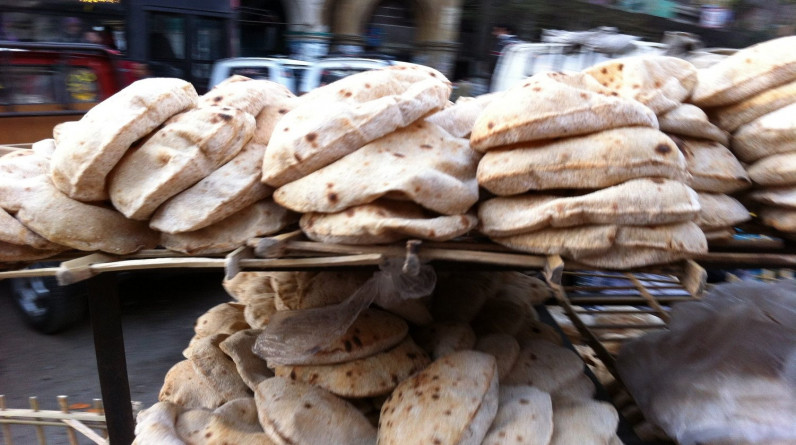 وزير التموين المصري يكشف سبب ارتفاع أسعار الخبز السياحي