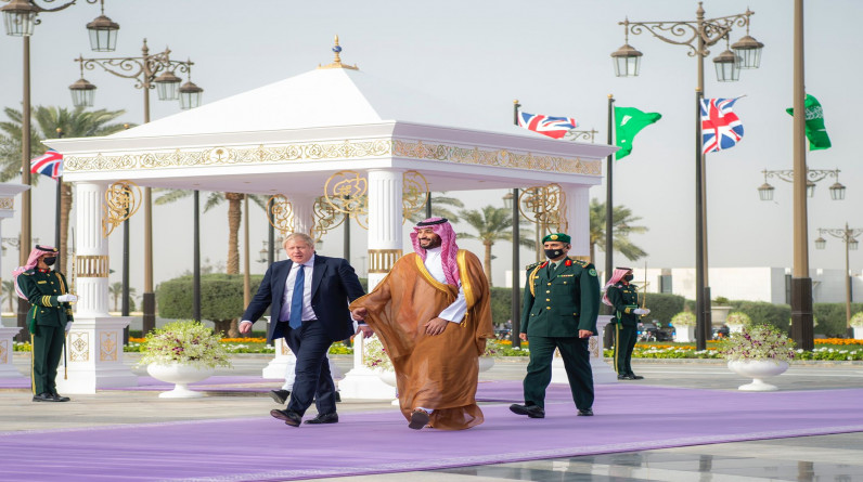 السعودية والمملكة المتحدة توقعان مذكرة تفاهم بشأن تشكيل مجلس شراكة استراتيجي