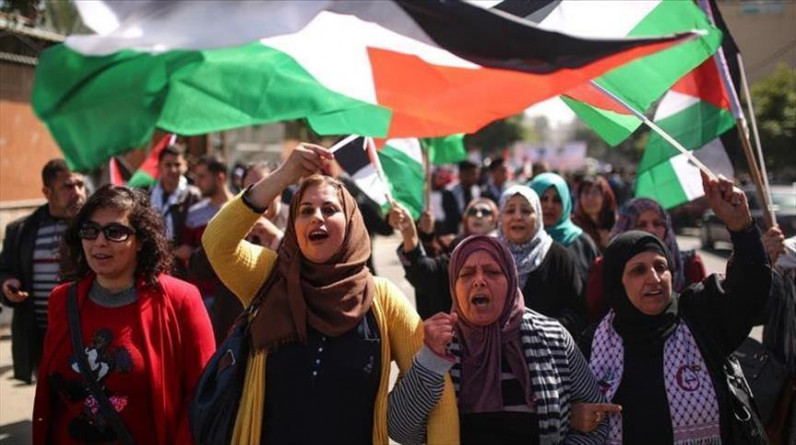 سارة سويلم تكتب : بوابات المجد التليد .. "نساء فلسطين " في يوم المراة العالمي
