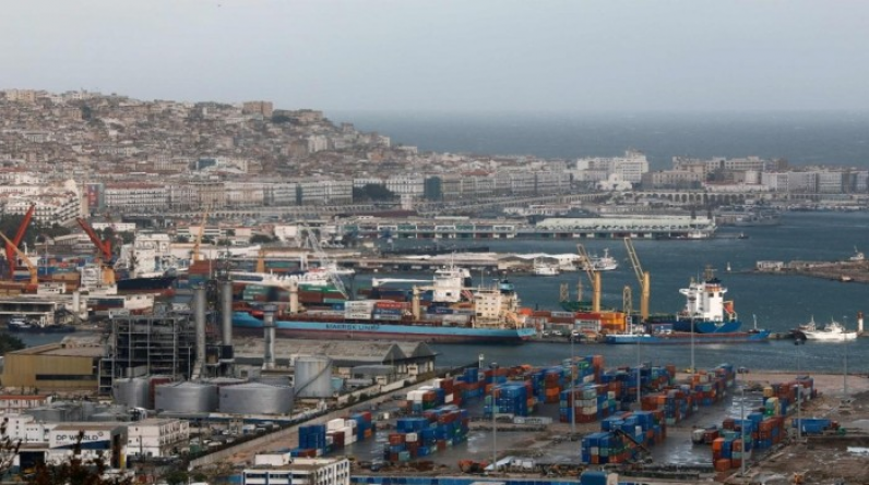المغرب يدرس إعادة النظر في اتفاقية التجارة الحرة مع تونس
