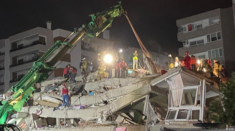«180 تحقيقات » تعزي تركيا وسوريا في ضحايا الزلزال