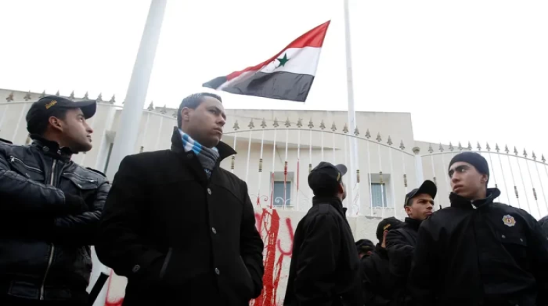 سوريا تقرر إعادة فتح سفارتها بتونس.. وتعيين السفير قريبا