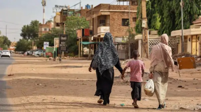 حال استمر القتال.. الغذاء العالمي يحذر من مجاعة في السودان