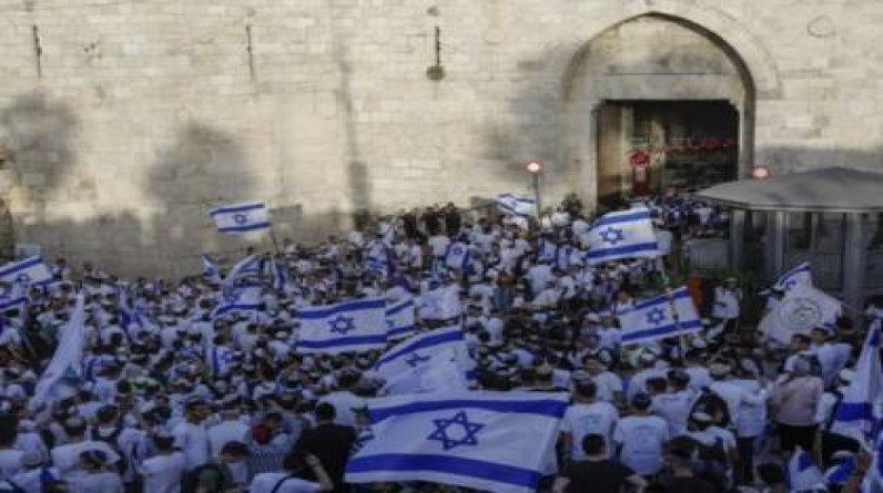 قناة إسرائيلية: هذا هو أخطر سيناريو تخشاه المؤسسة الأمنية خلال "مسيرة الأعلام"