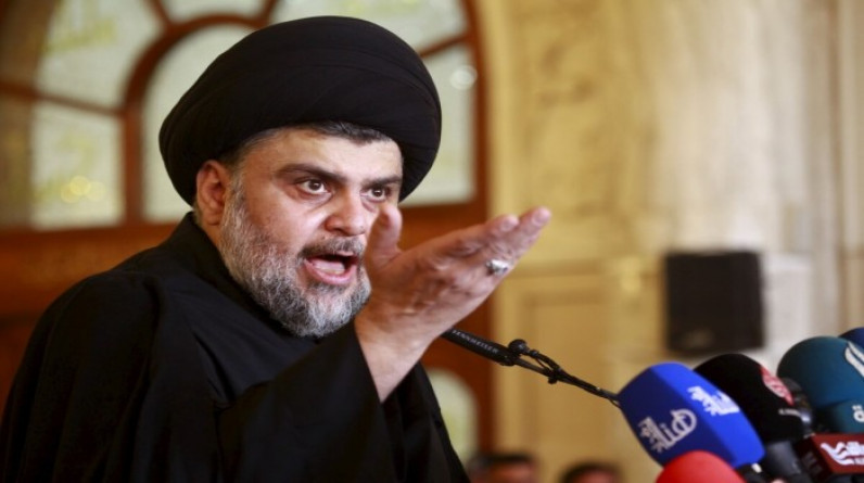 الصدر يدعو أعضاء كتلته تقديم استقالتهم إلى رئيس البرلمان العراقي