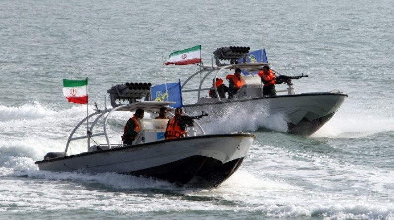 نقاط القوة والضعف في الاستراتيجية البحرية الإيرانية