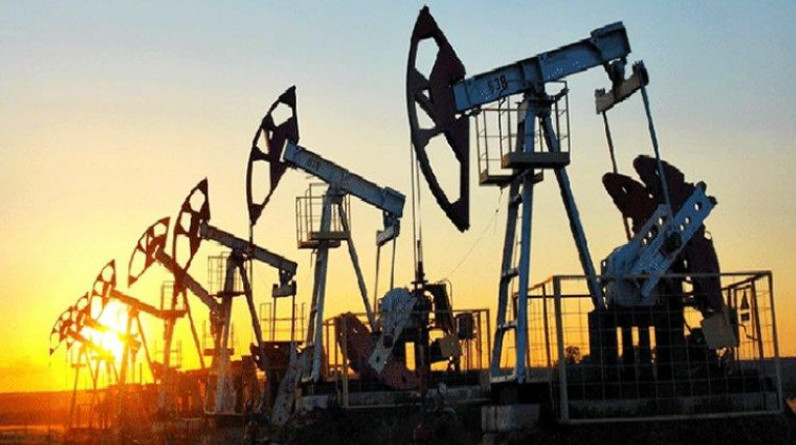 "بلومبرغ": أسعار النفط الأوروبية تقفز بسبب البحر الأحمر