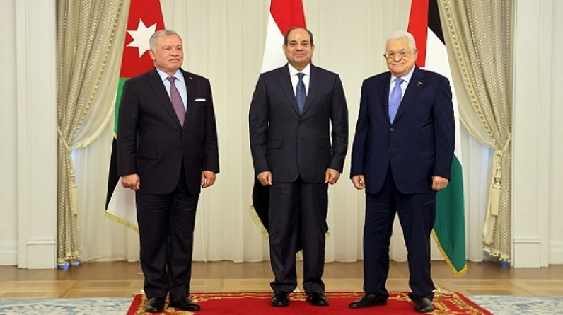 قمة "العلمين" الثلاثية تتمسك بمبادرة السلام العربية و"الوصاية الهاشمية"