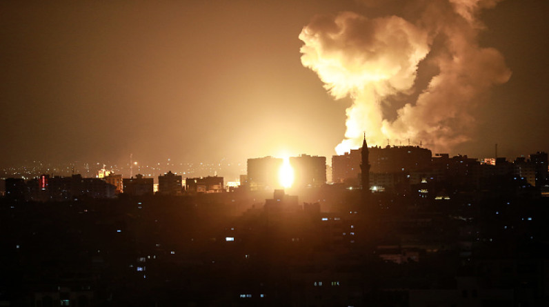 ساري عرابي يكتب: الاحتلال يقصف غزّة.. ويجدّد معنى النكبة!